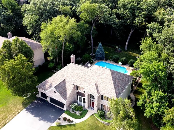 3510 Braberry Ln, Prairie Grove, IL 60012