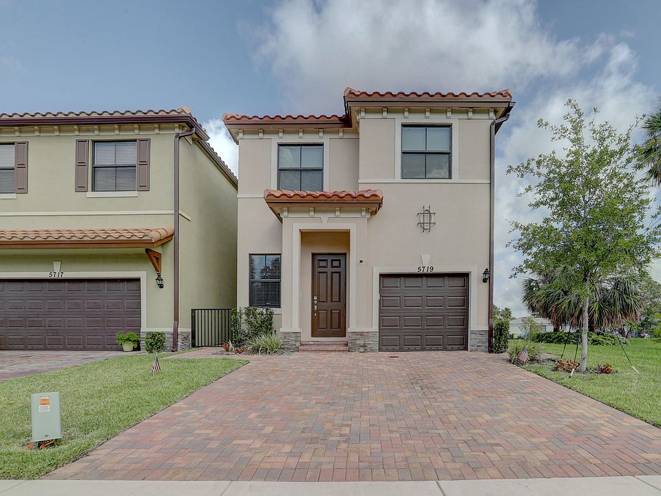 1st image of 5719 NW 47th Ave