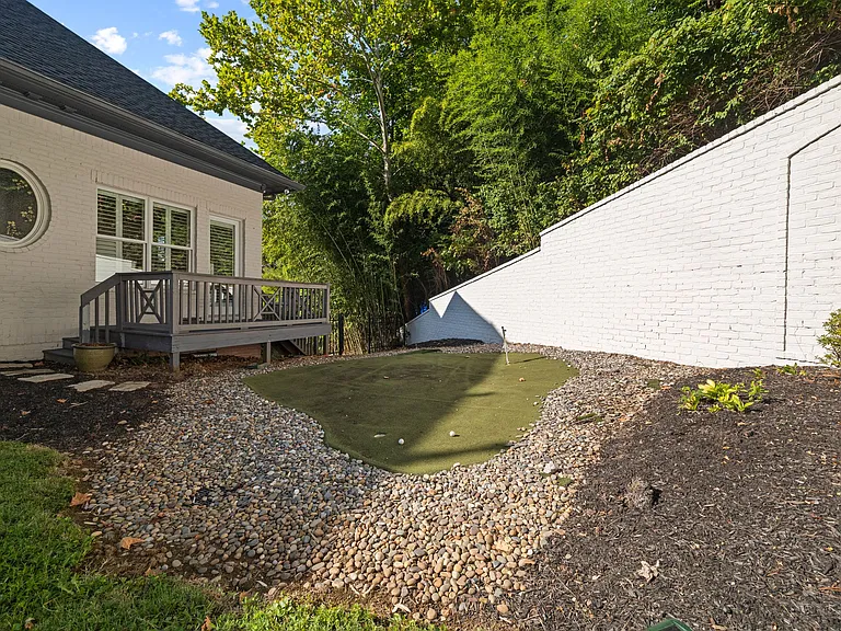 937 Travelers Ct — Photo 47