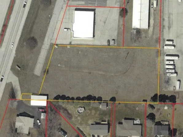 605 Pioneer Ave, Oakland, IA 51560