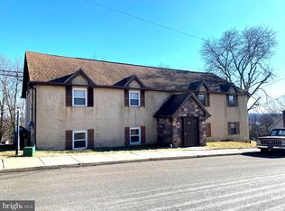 205 Ridge Ave APT B, Perkasie, PA 18944