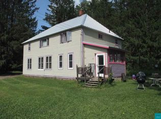 27015 S Maple Hill Rd, Washburn, WI 54891