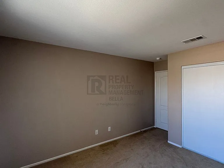 756 Conlon Dr — Photo 43