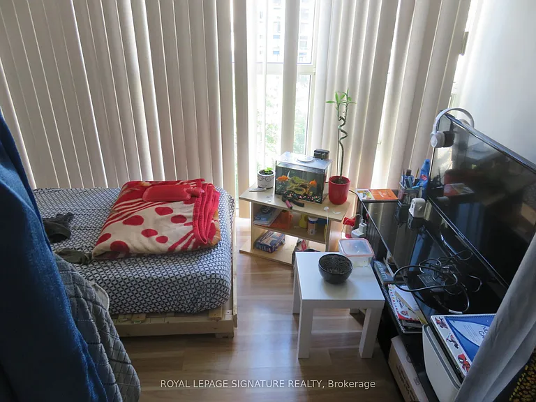 285 Enfield Pl #801 — Photo 28