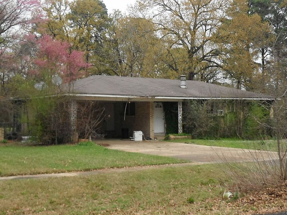 2nd image of 107 Redwood Dr