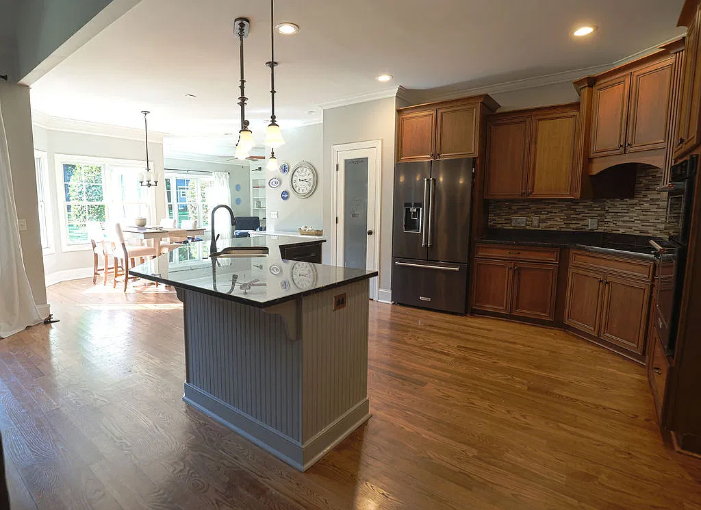 4 bed, 3167 sqft, $3,200 — Photo 3