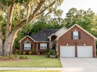 8736 Alexandria Dr, North Charleston, SC 29420