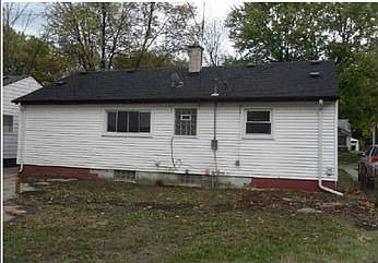 2nd image of 22574 Pembroke Ave