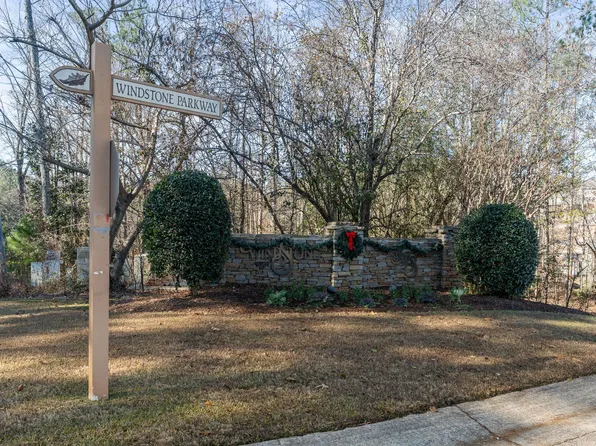 Homes Available Soon, Windstone