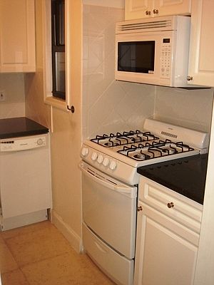 4th image of 1830 2nd Ave APT 4A