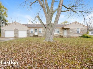 371 S Hendricks Dr, Greenwood, IN 46142