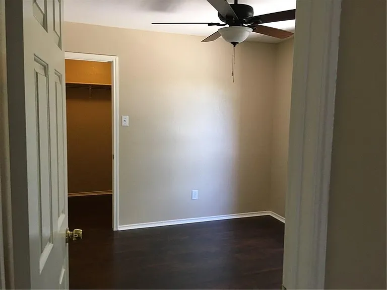 1203 Sheltie Ln — Photo 17
