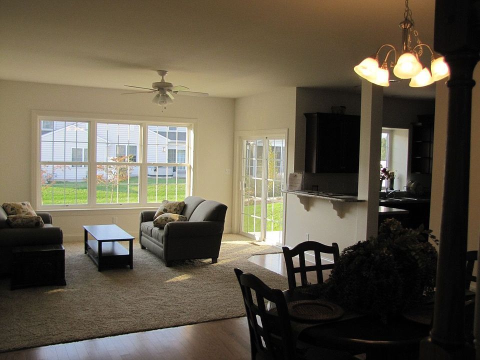 2nd image of 136 River Birch Dr