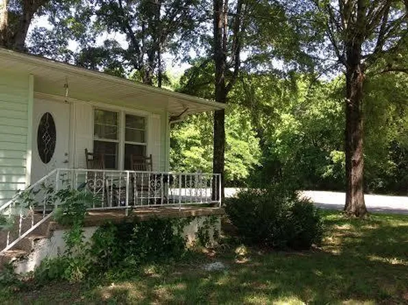 11647 Greene St, Soddy Daisy, TN 37379