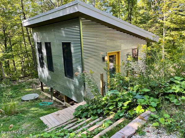 447 Notch Rd, North Adams, MA 01247