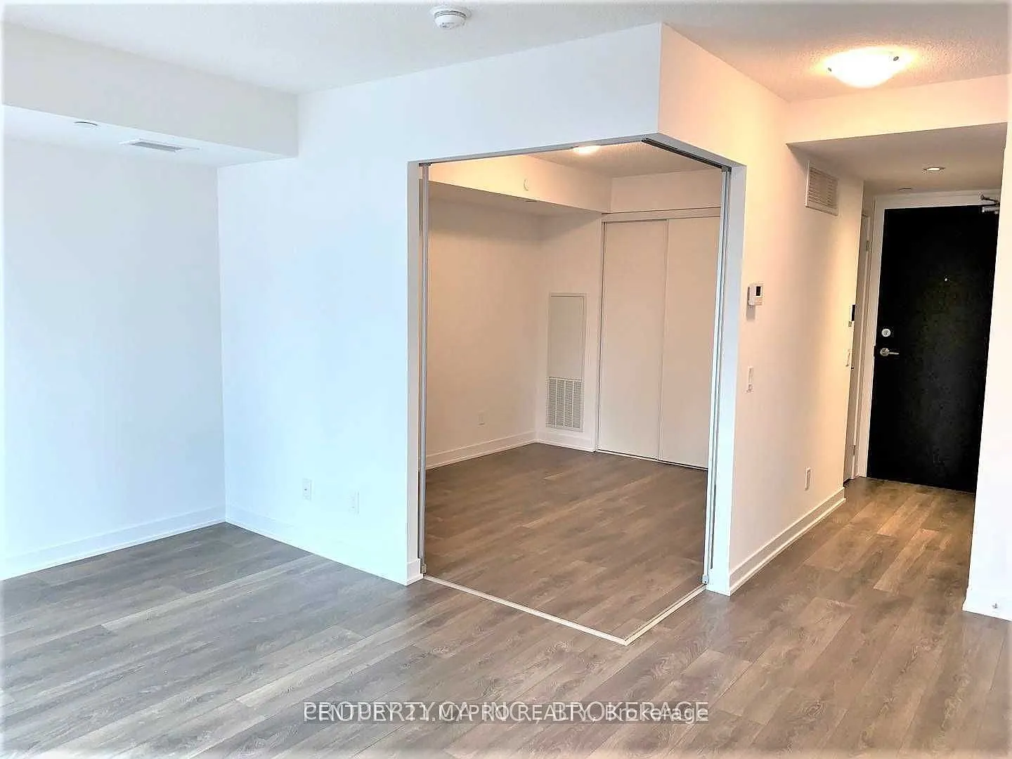 Noir Residences — Photo 3