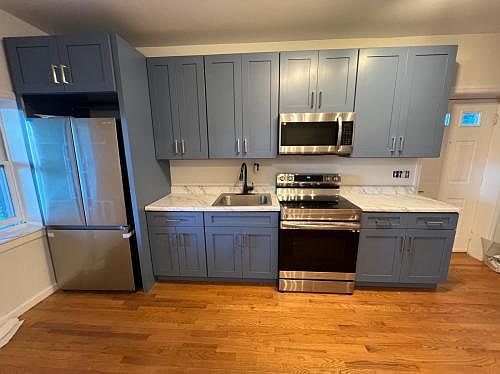 1st image of 312 Edward Pl #1