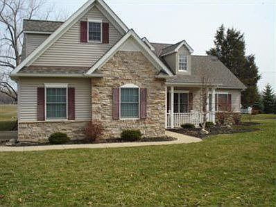 3rd image of 3745 N Roger Dr