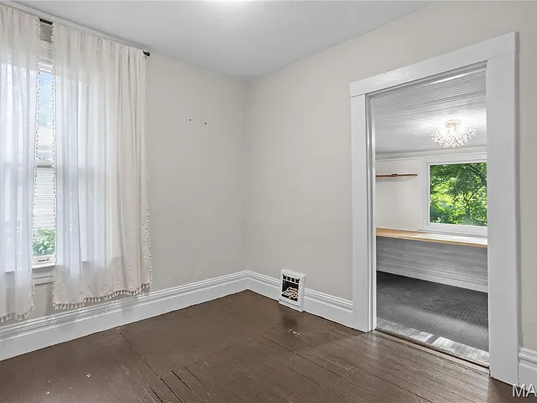 419 S Van Buren Ave — Photo 15