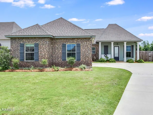 108 Marigold Ln, Maurice, LA 70555