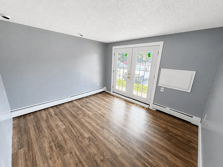 101 Hart St #1 — Photo 6