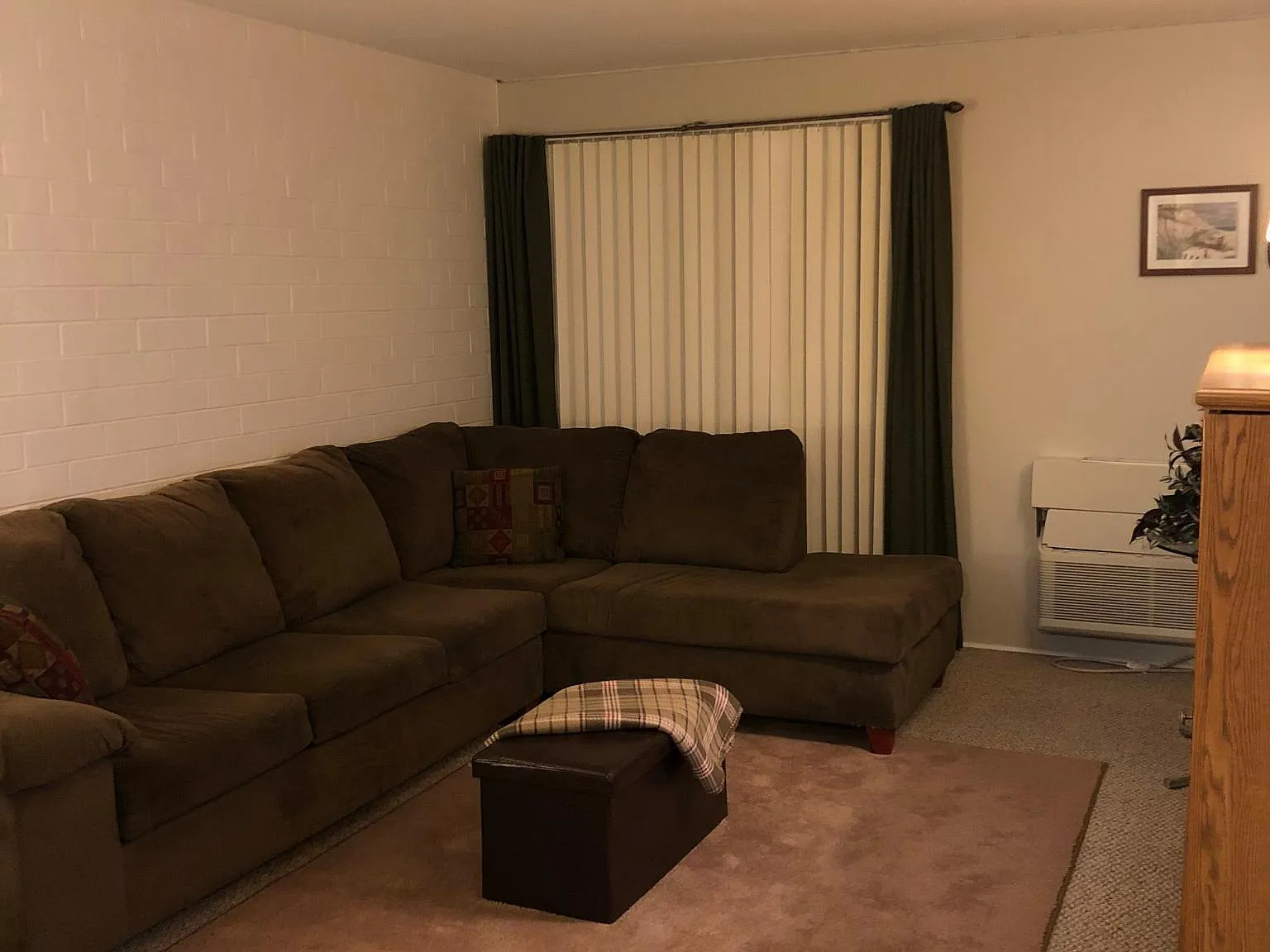 2106 Kanawha Blvd E — Photo 3