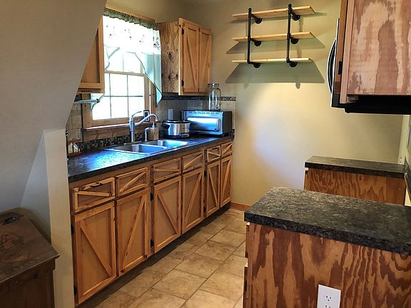 4th image of 659 Peacock Acres Trl