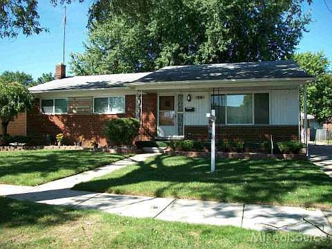 2nd image of 24437 Audrey Ave