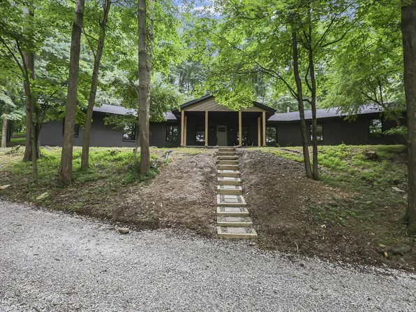 4000 Milner Rd, Newark, OH 43055