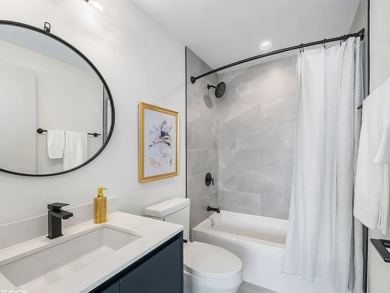 514 W Arlington Pl #801 — Photo 18