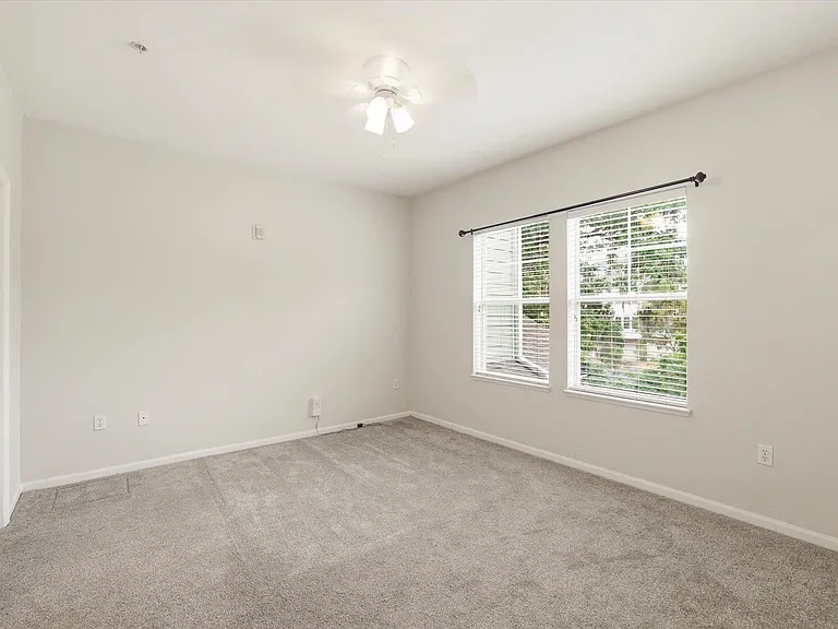 2801 Chancellorsville Dr #718 — Photo 23