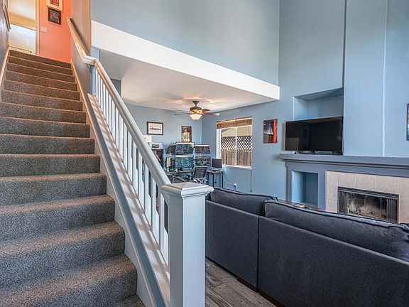 3rd image of 2478 Delamere Avenue