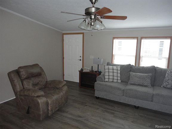 4th image of 923 Stevens Trl