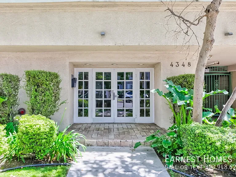 4348 Mammoth Ave #303 — Photo 21