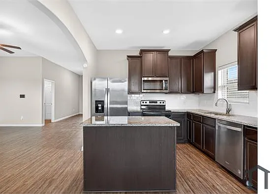 1420 Mackinac Dr — Photo 15