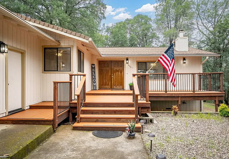 6561 Trinity Way — Photo 1