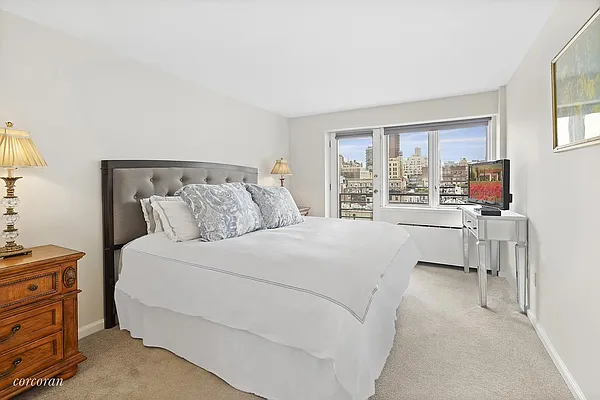 Rented by Corcoran | media 12