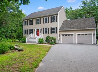 2 Linda Ln, Salisbury, MA 01952