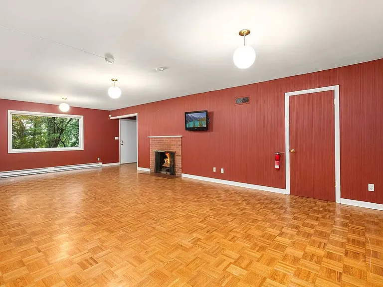 5241 SW Humphrey Blvd — Photo 13