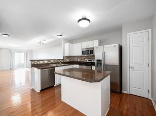 6012 Turnwood Dr, Westerville, OH 43081