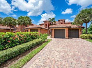 10049 Heather Ln APT 104, Naples, FL 34119