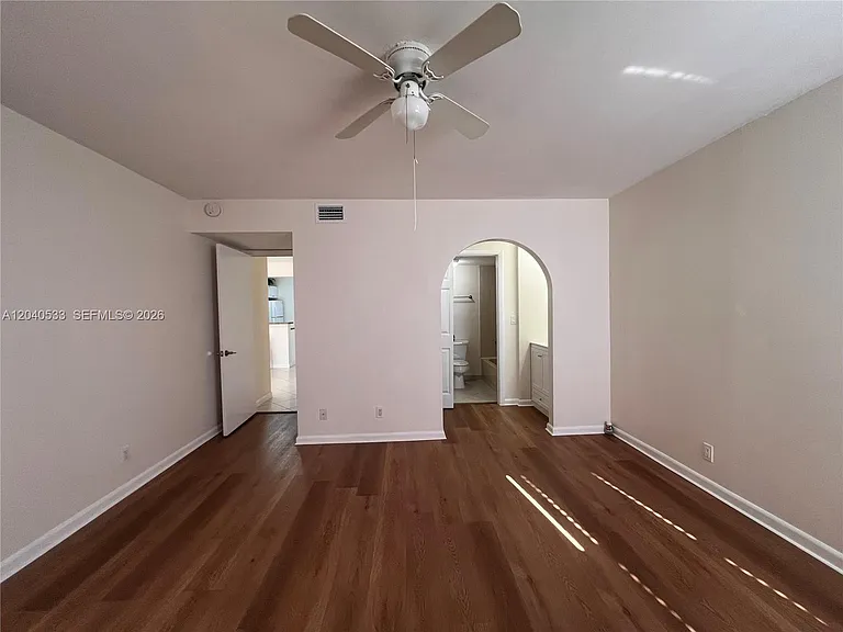 5661 Riverside Dr #101B7 — Photo 13