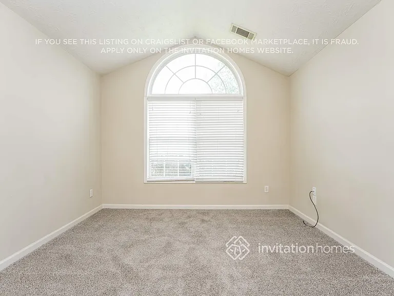 60 Green Gables Dr — Photo 14