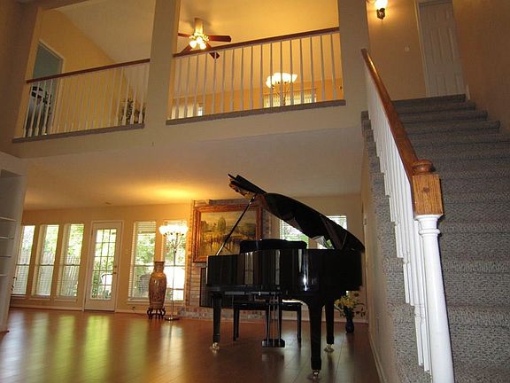 3rd image of 3307 Kempwood Dr