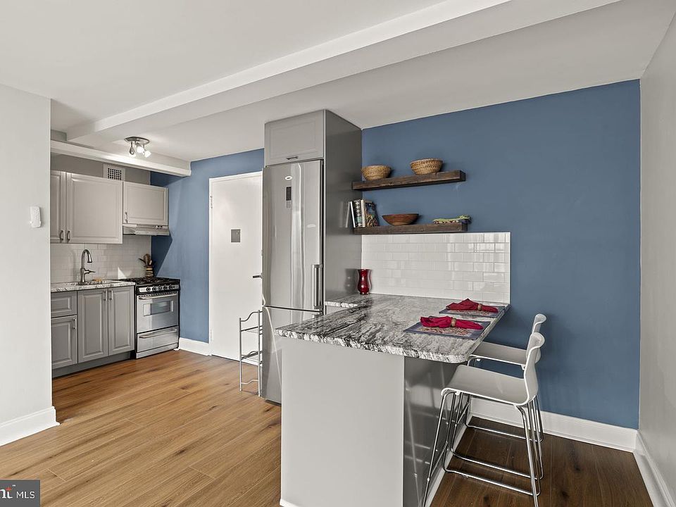 1st image of 1810 Rittenhouse Sq APT 2005