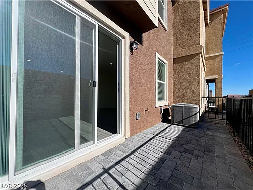 10905 Heatherford Ave Photo 1