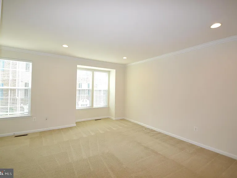 42618 Drazenovich Epoch Ter — Photo 23