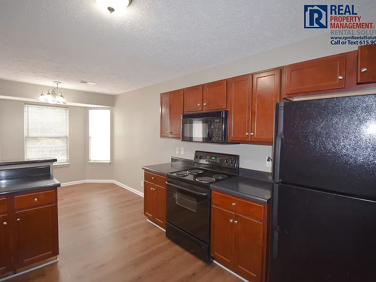 1178 Catawba Way — Photo 12