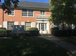 84 E Burlington St #2, Riverside, IL 60546