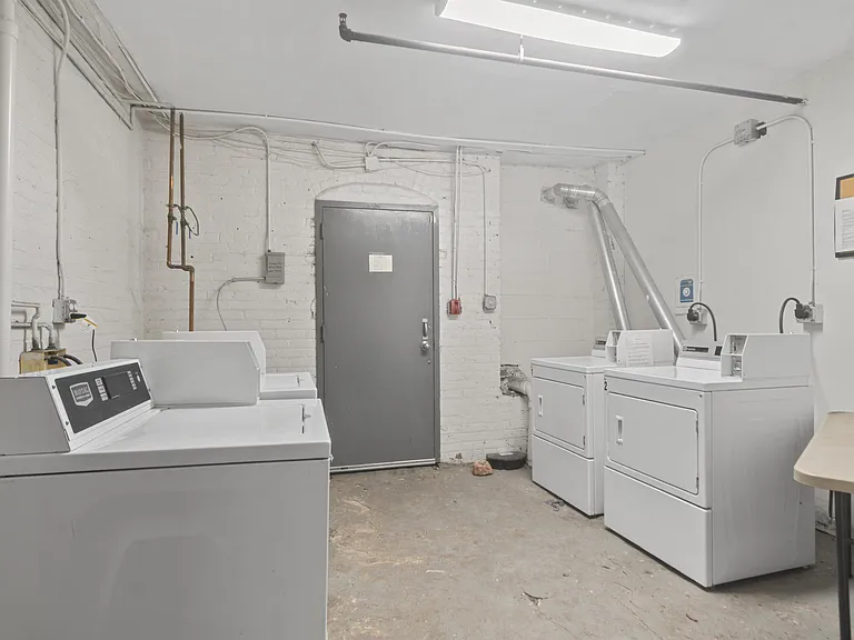 149 Grant Ave #2C — Photo 15